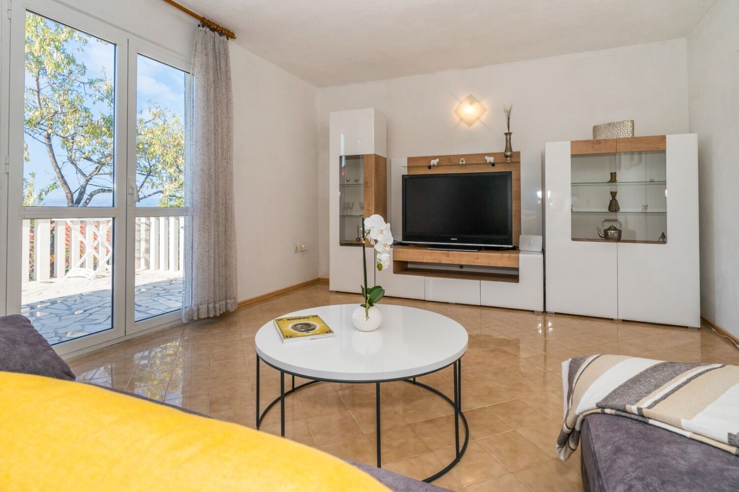 Apartment Ivan 109211-A1