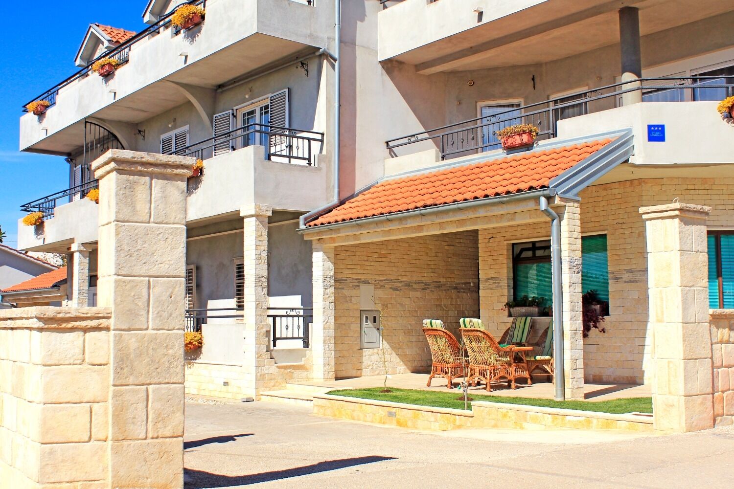Apartments Old Stone: Accommodation in Zadar