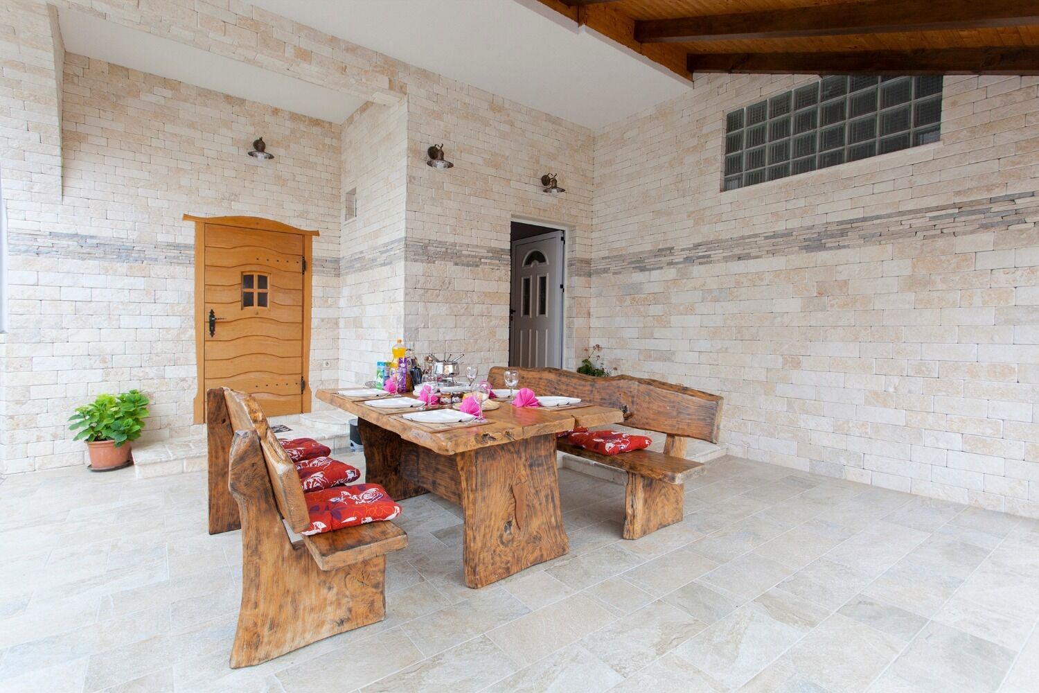 Apartments Old Stone: 109301-A4
