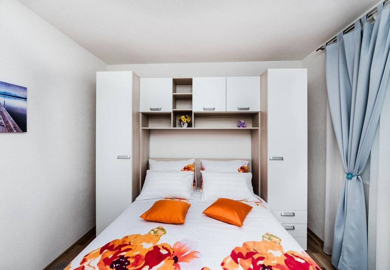Apartment Mariska 10868-A2