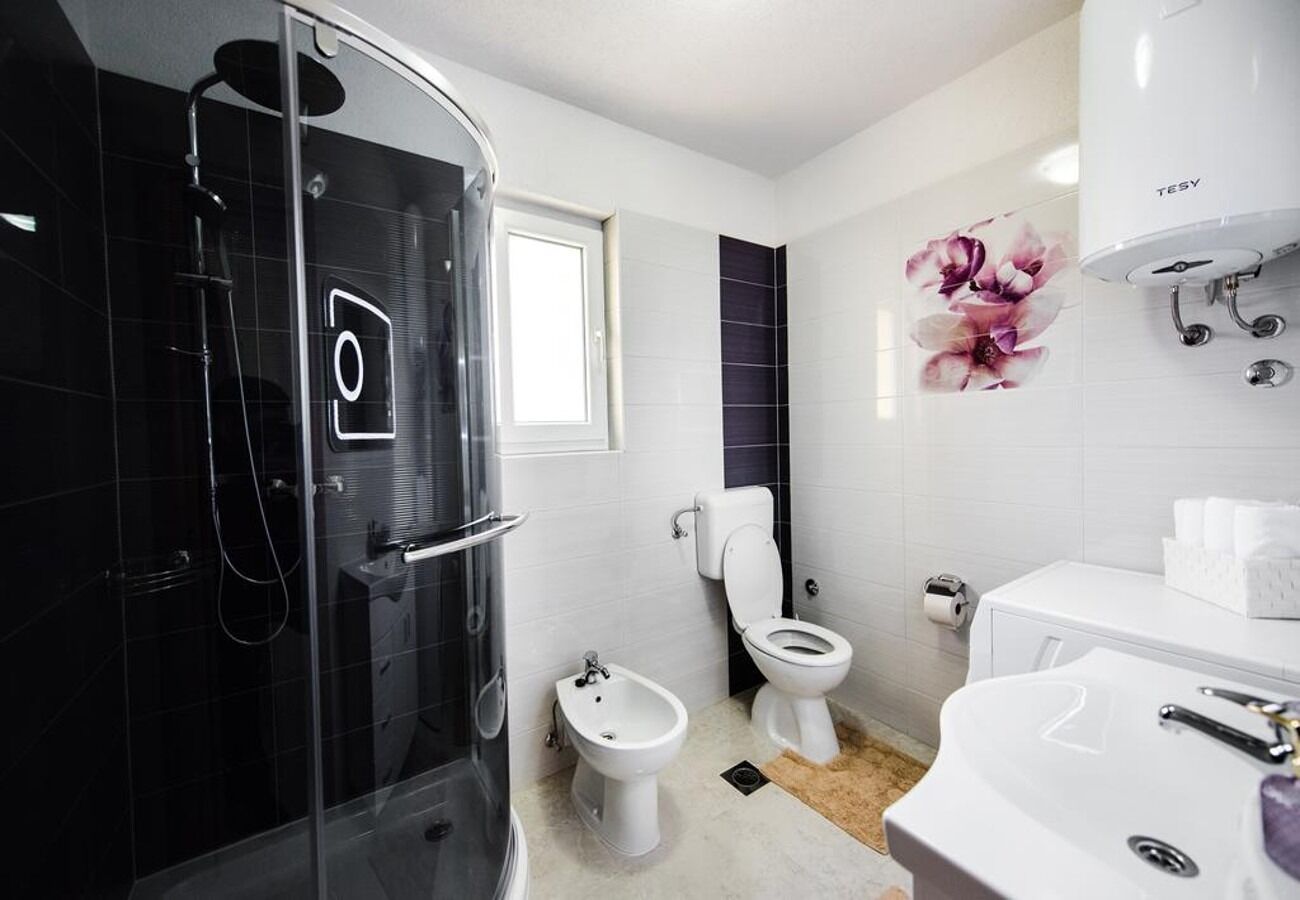 Apartment Mariska 10868-A2