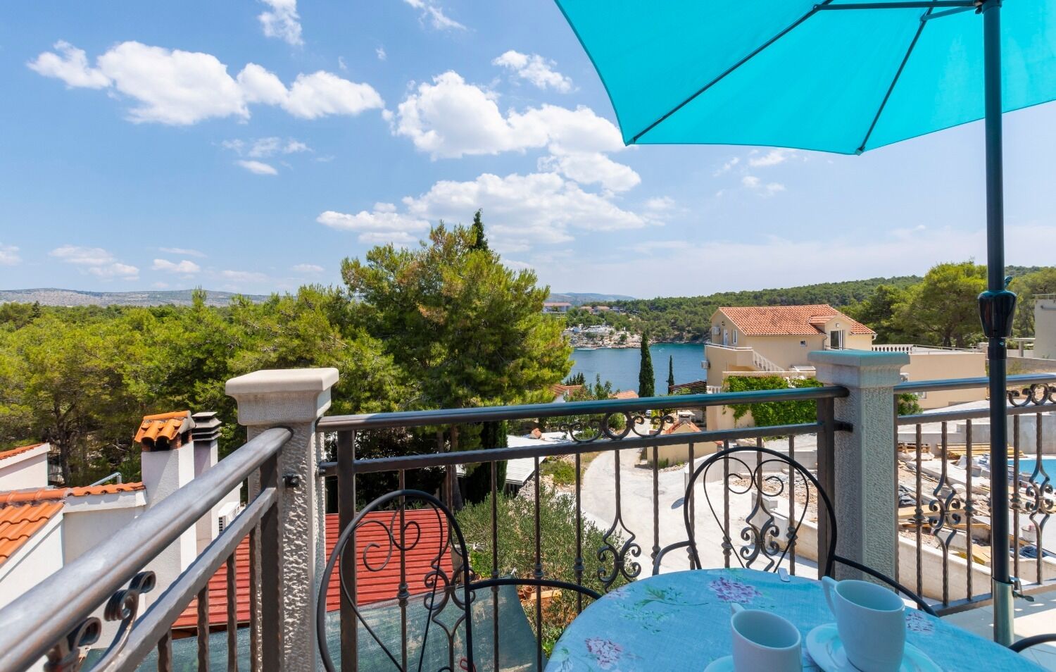 Apartments Dalis 10933-A1
