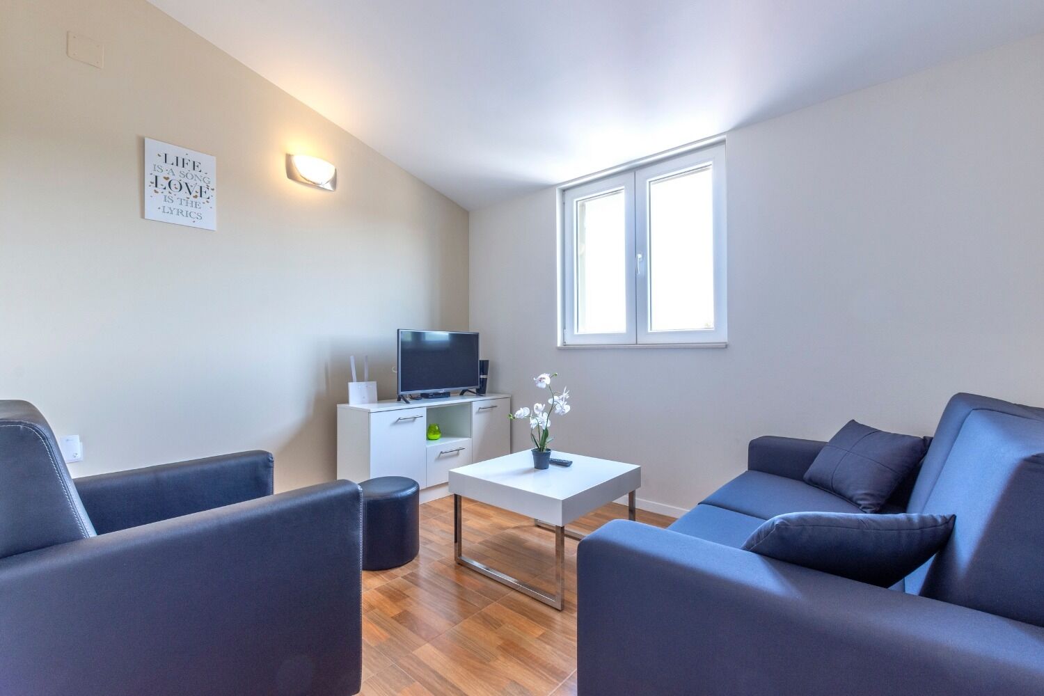 Apartments Dalis 10933-A1