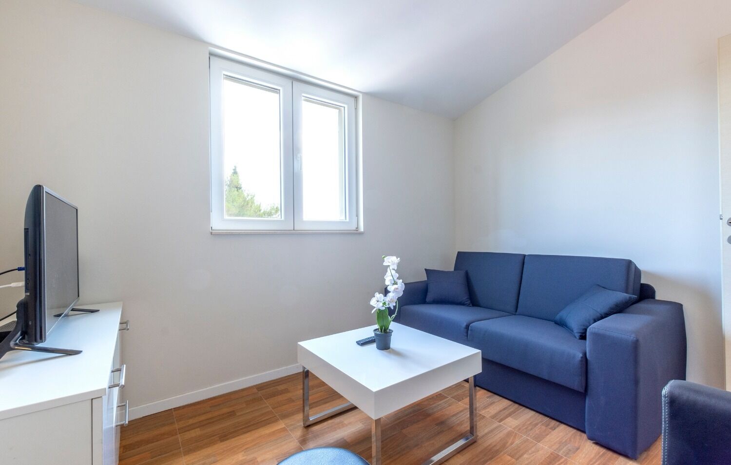 Apartments Dalis 10933-A1
