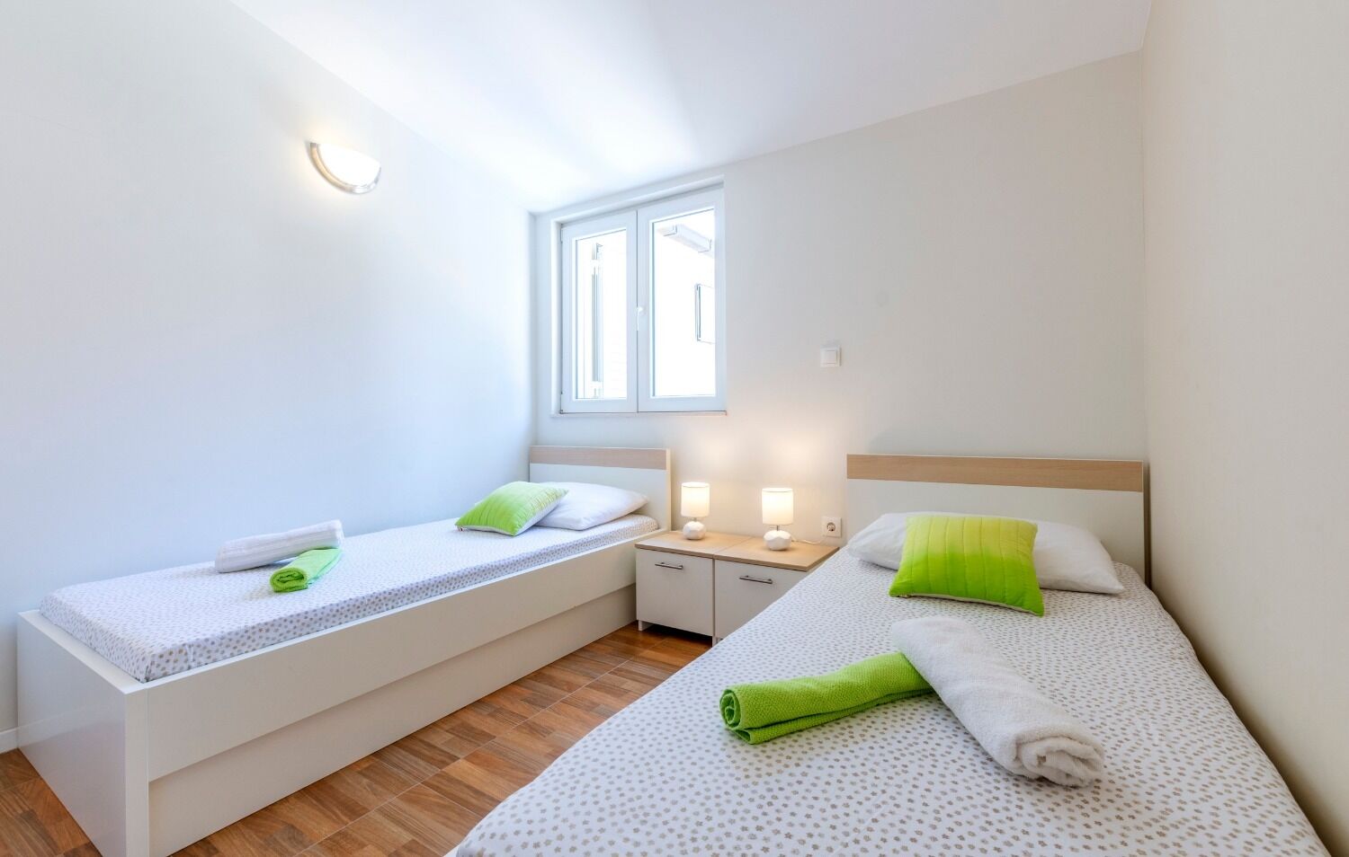 Apartments Dalis 10933-A1