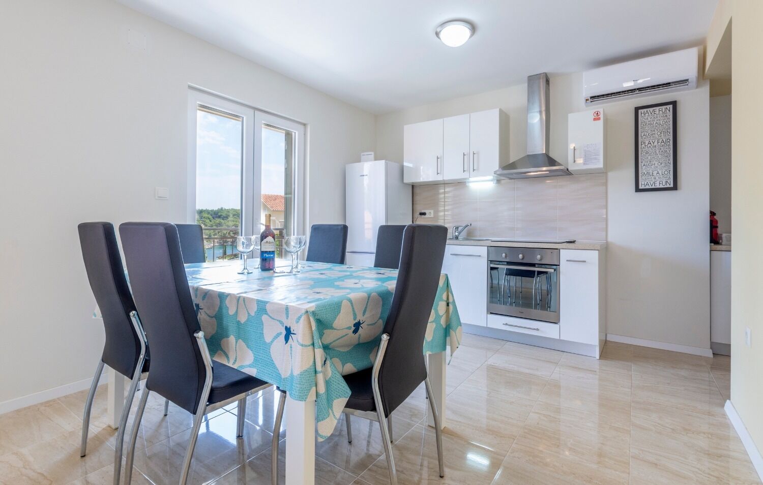 Apartments Dalis 10933-A2