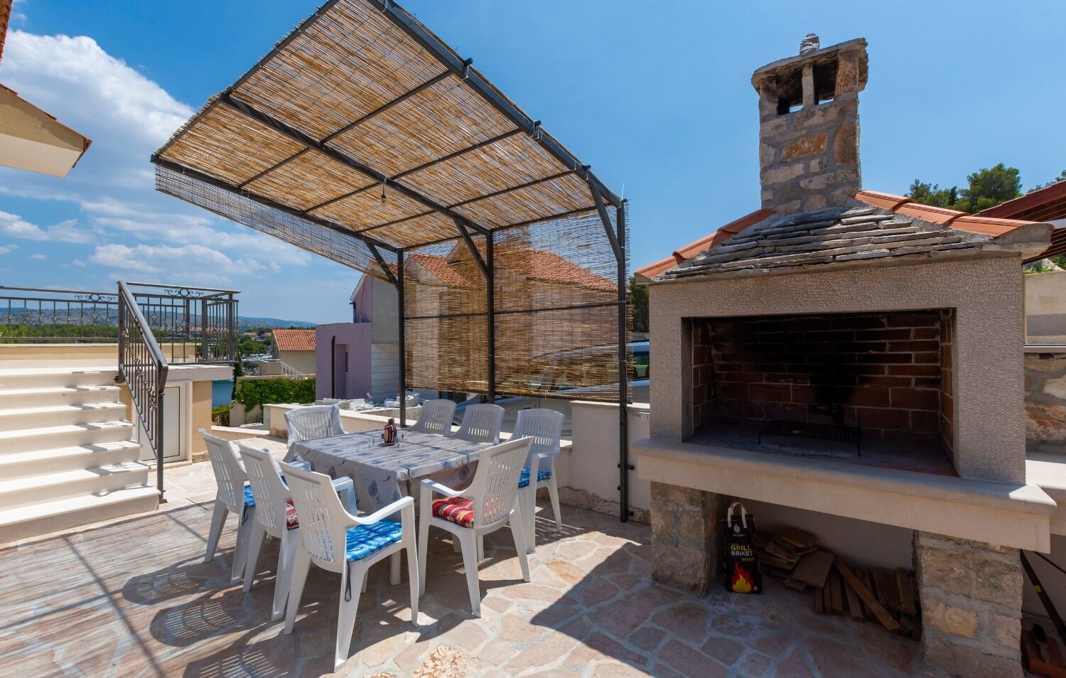 Apartments Dalis 10933-A2