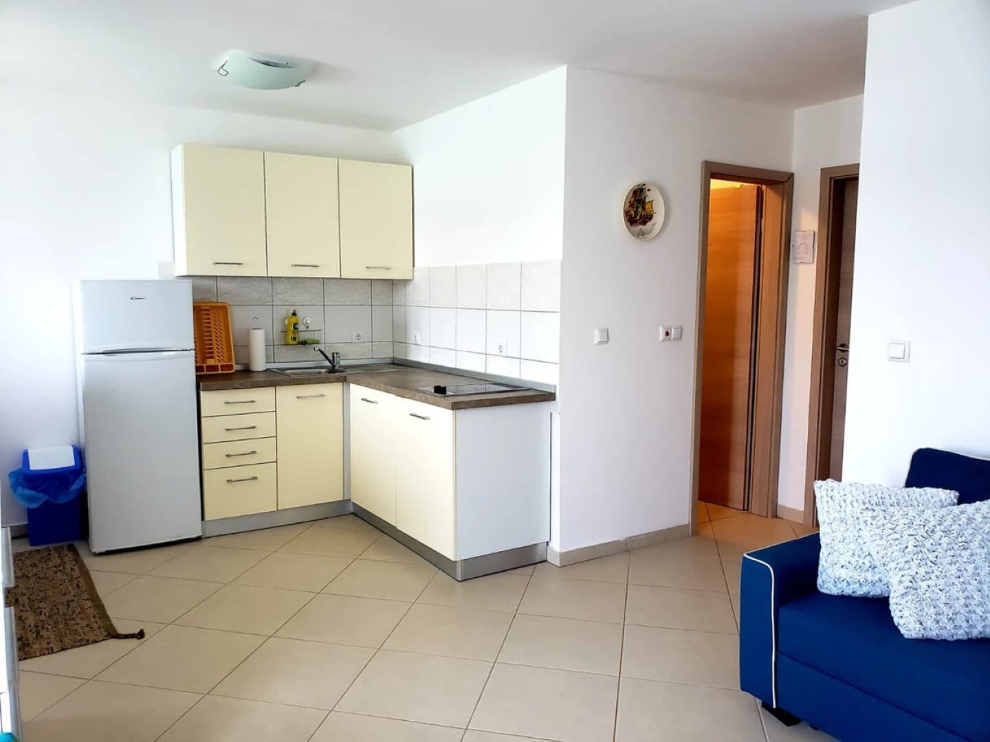 Apartment Blue 10936-A1