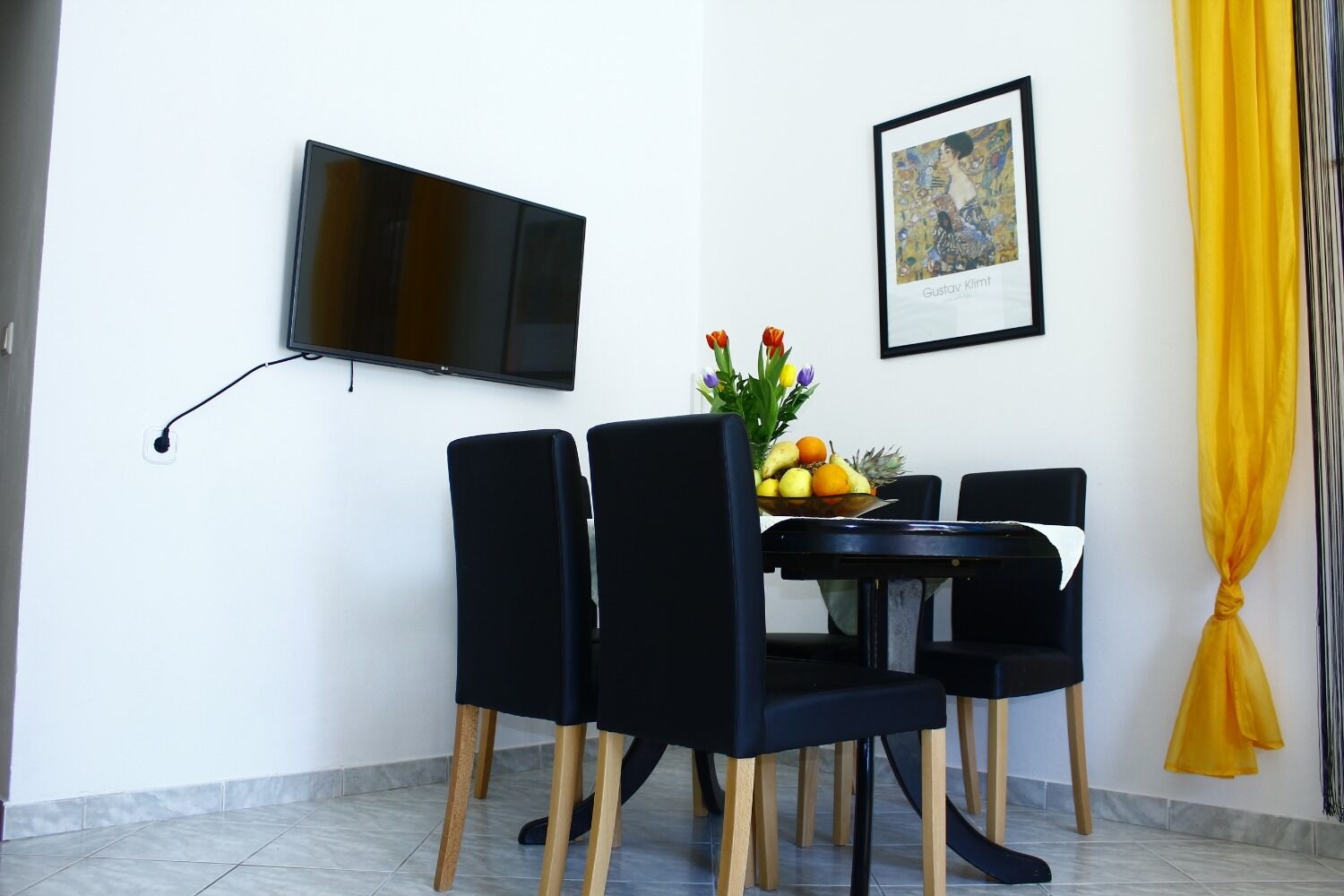 Apartments Almond 10938-A1