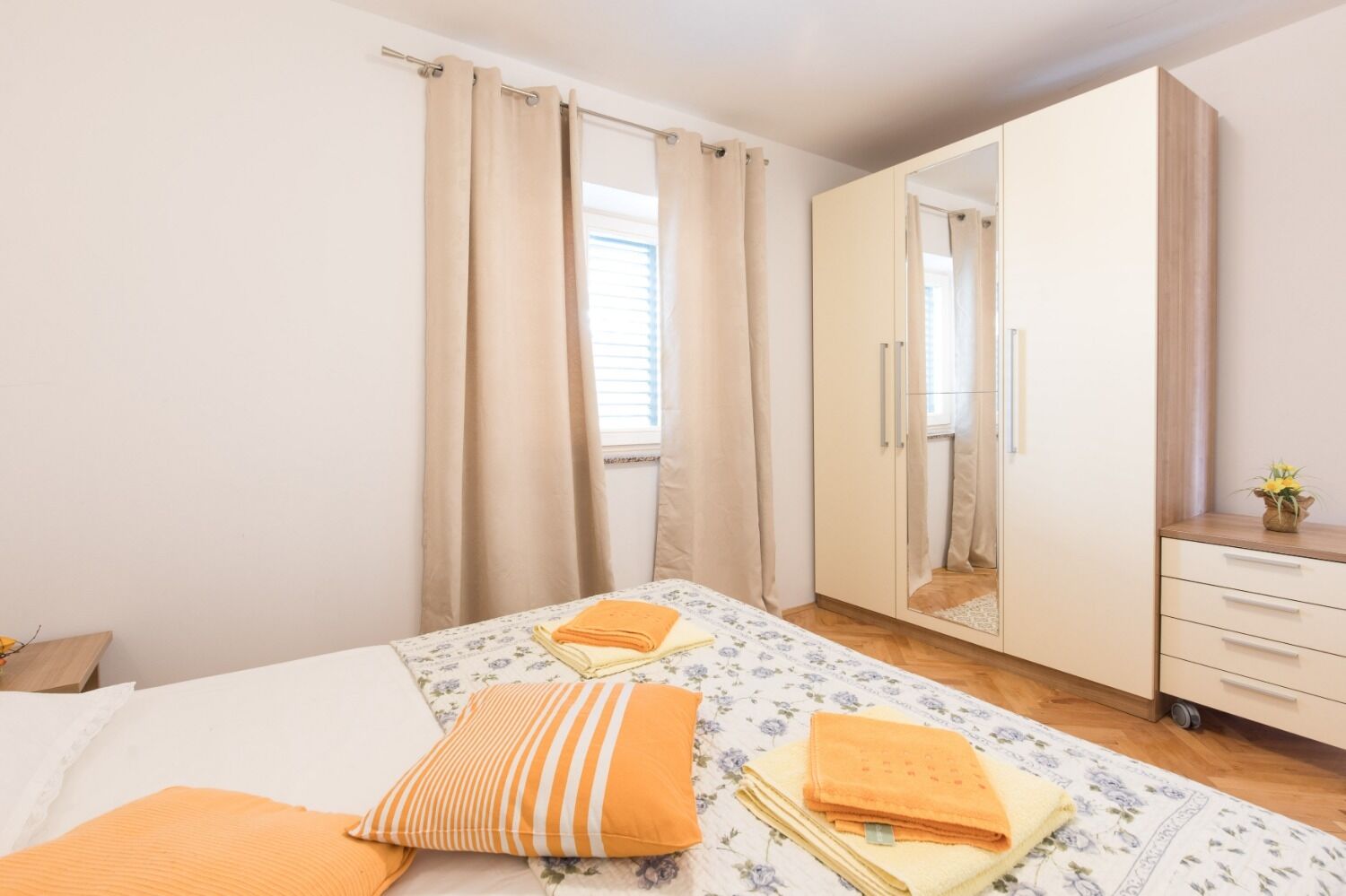 House Mari 109351-K1
