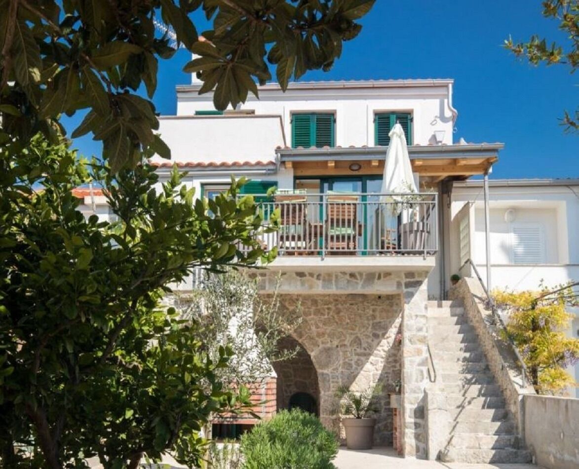 House Mari 109351-K1
