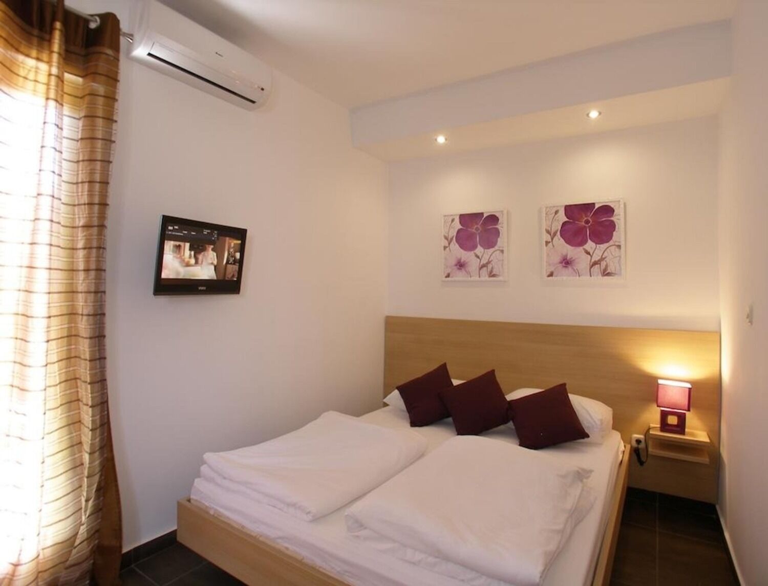 Apartments and Rooms Petar 109371-A2