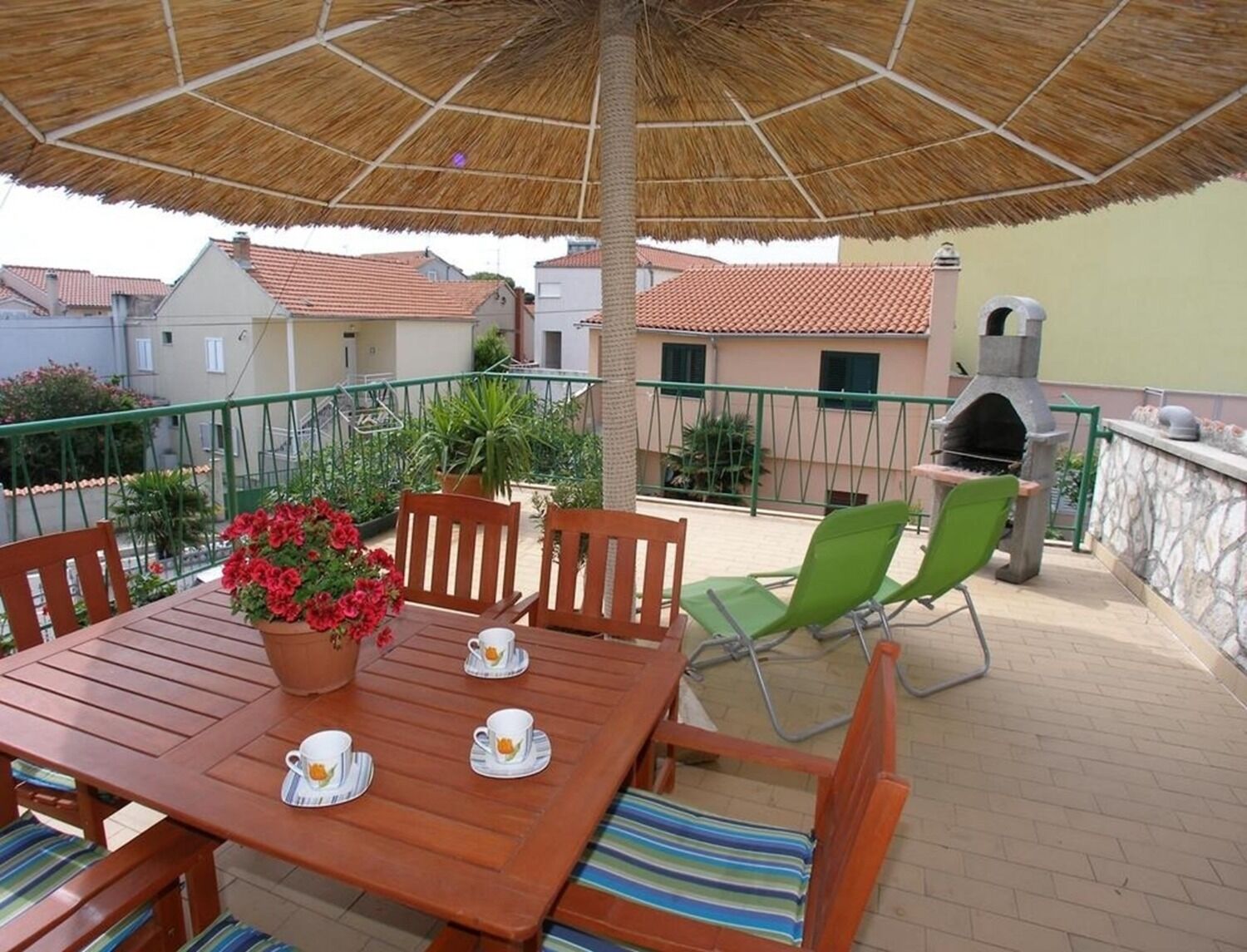 Apartmaji in Sobe Petar A2