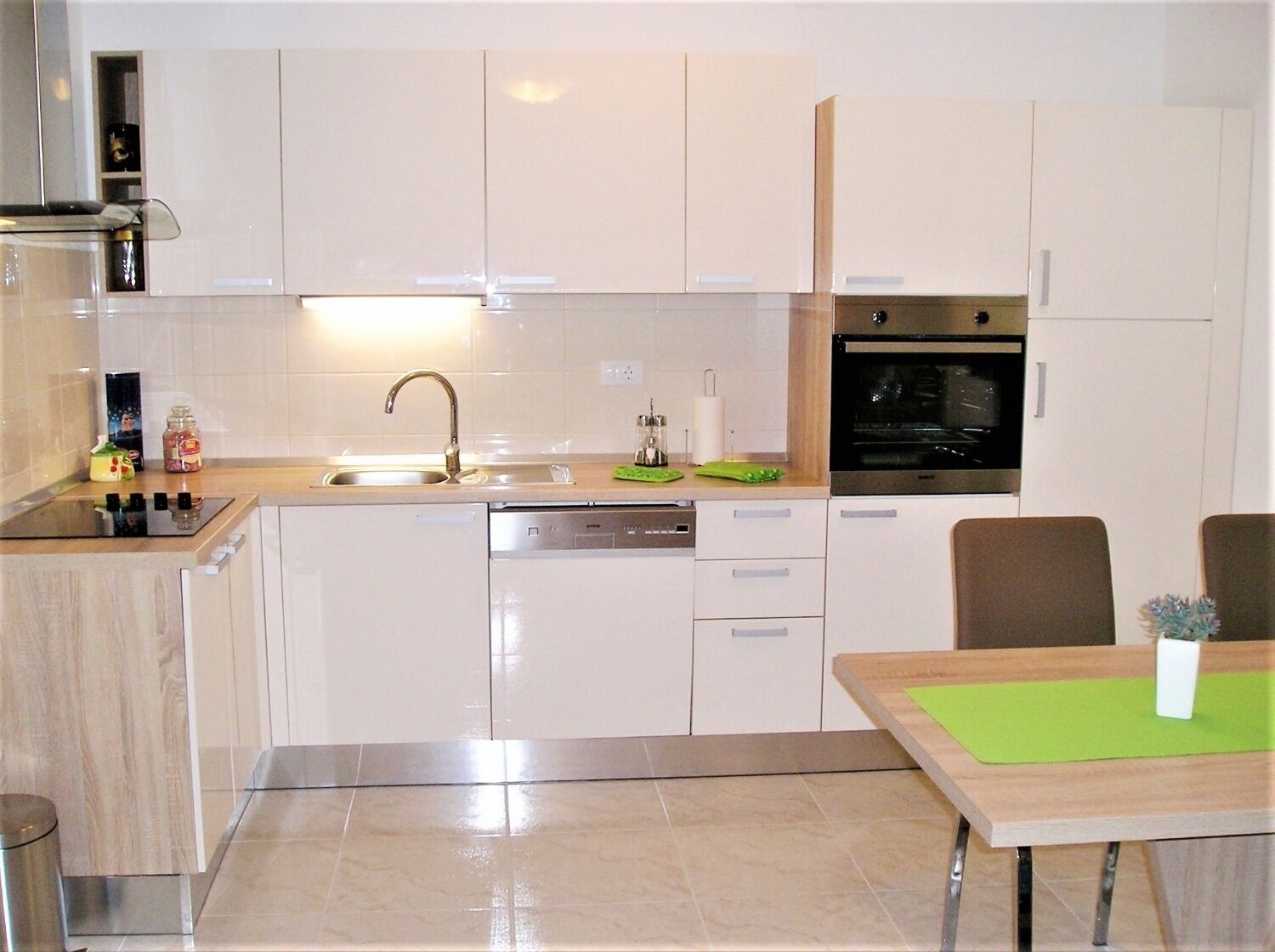Apartments Tih 109501-A1