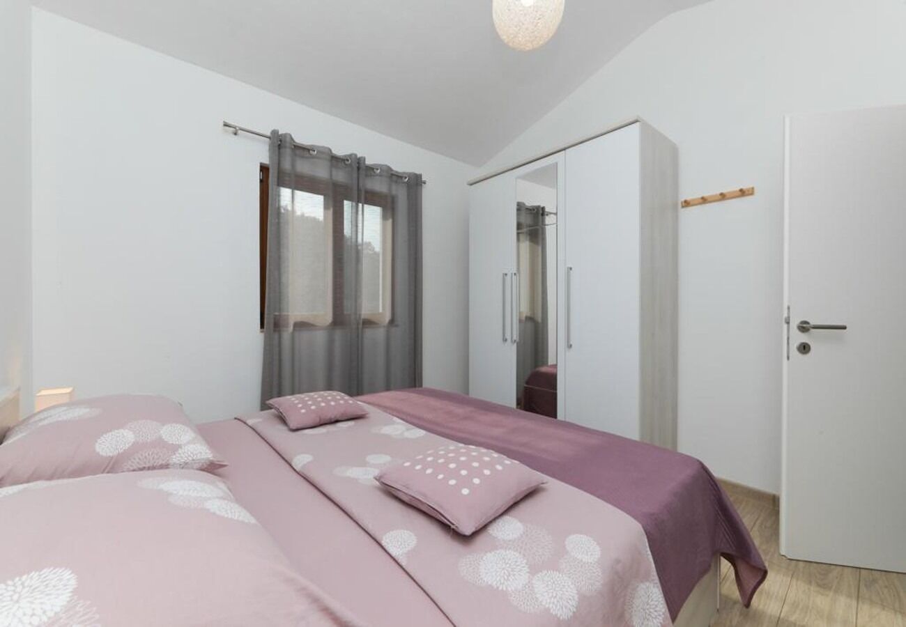 House Irena 10957-K1
