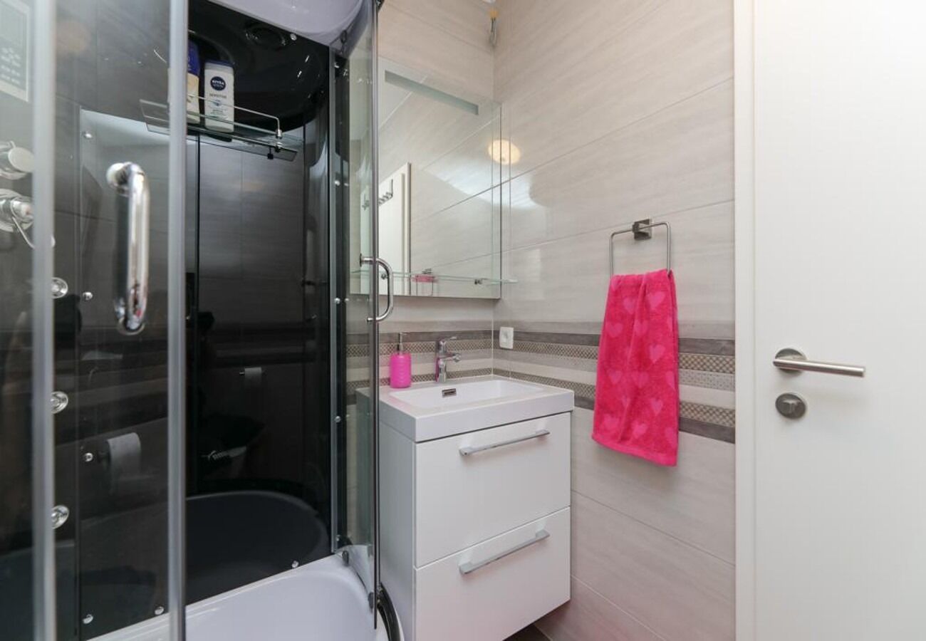House Irena 10957-K1