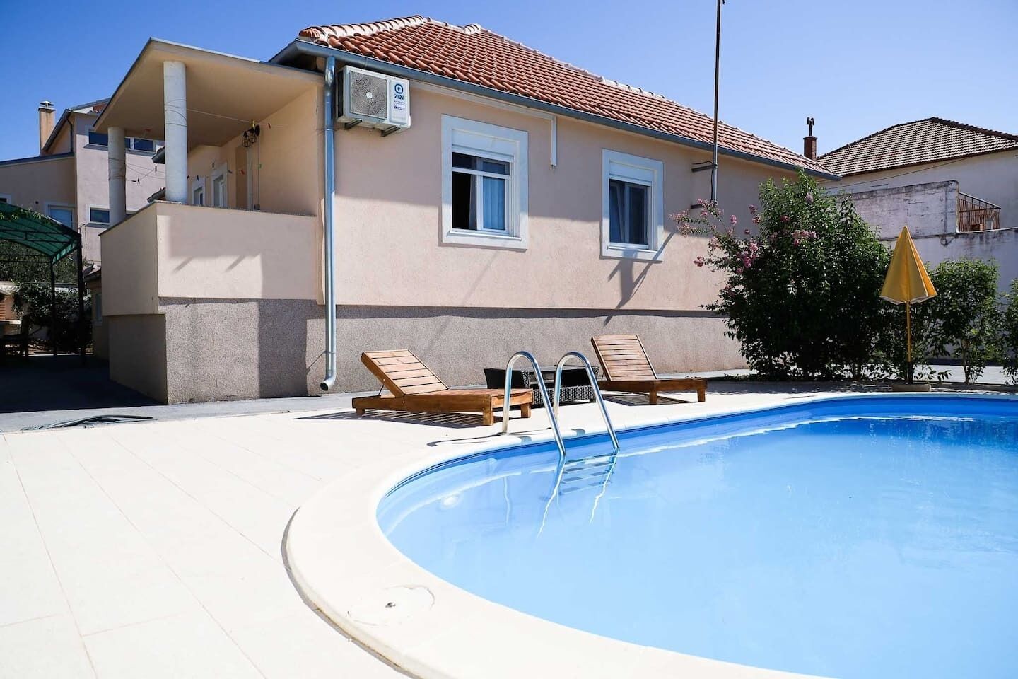 Photo of House Franny