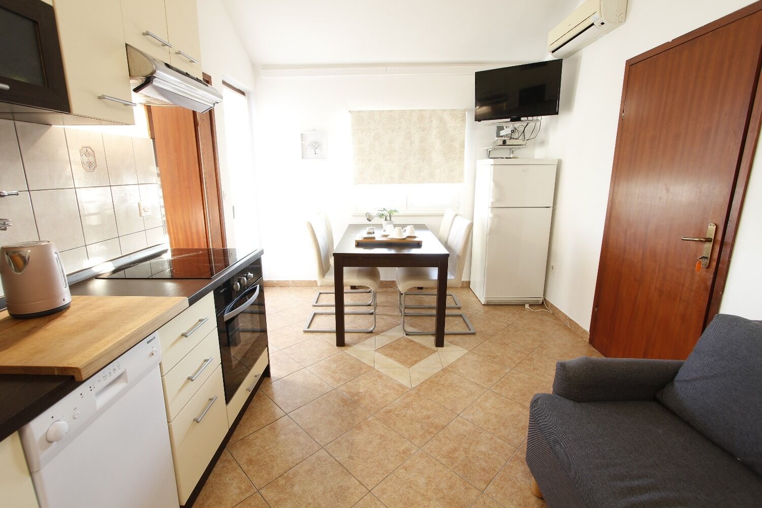 Apartments Oasis 10979-A2