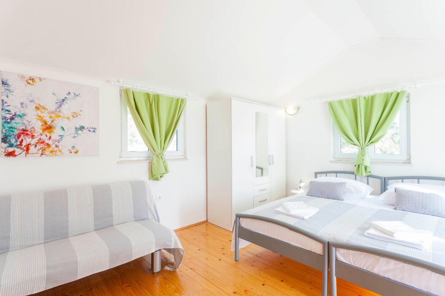 House Tonci 109741-K1