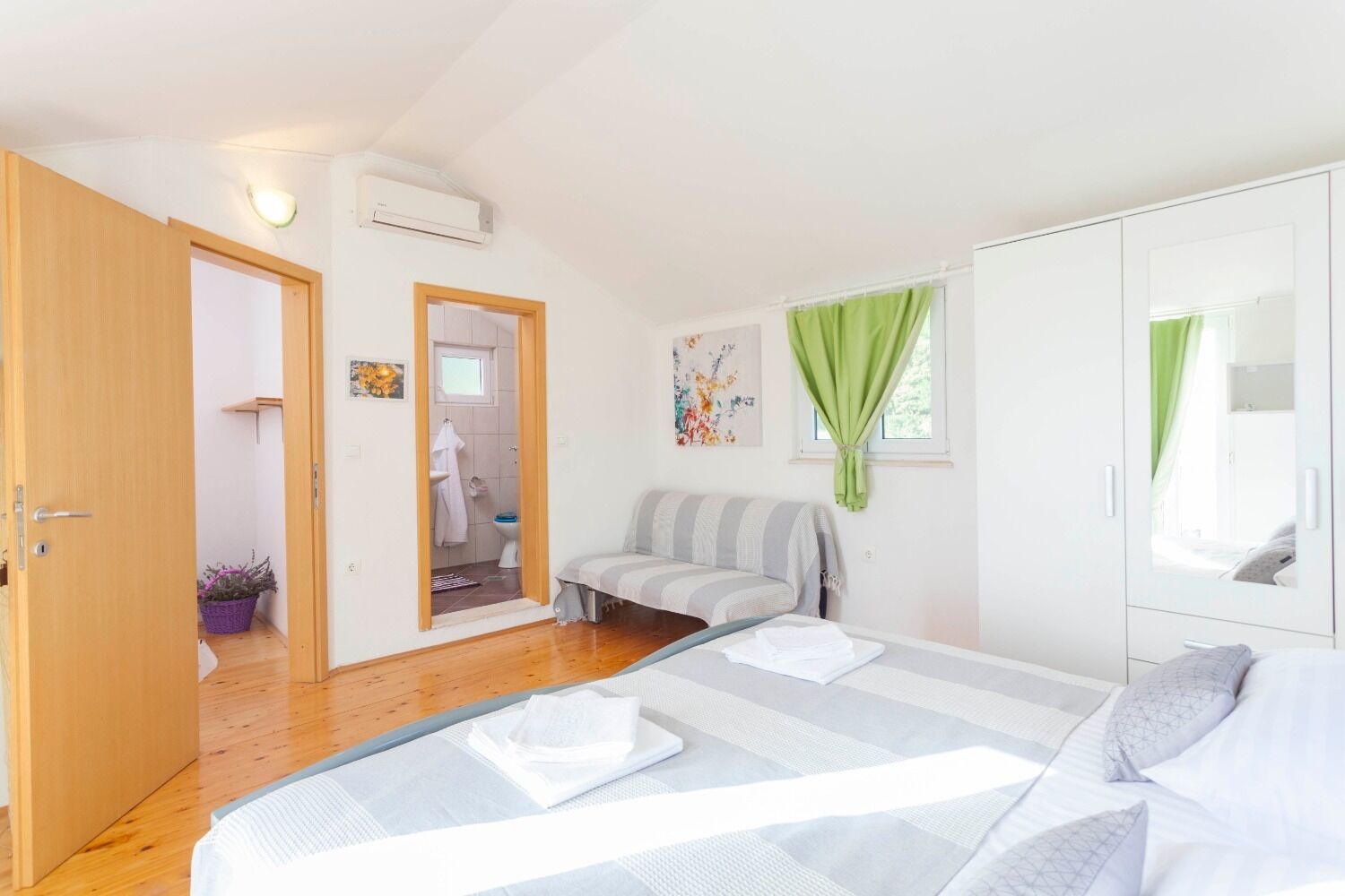 House Tonci 109741-K1