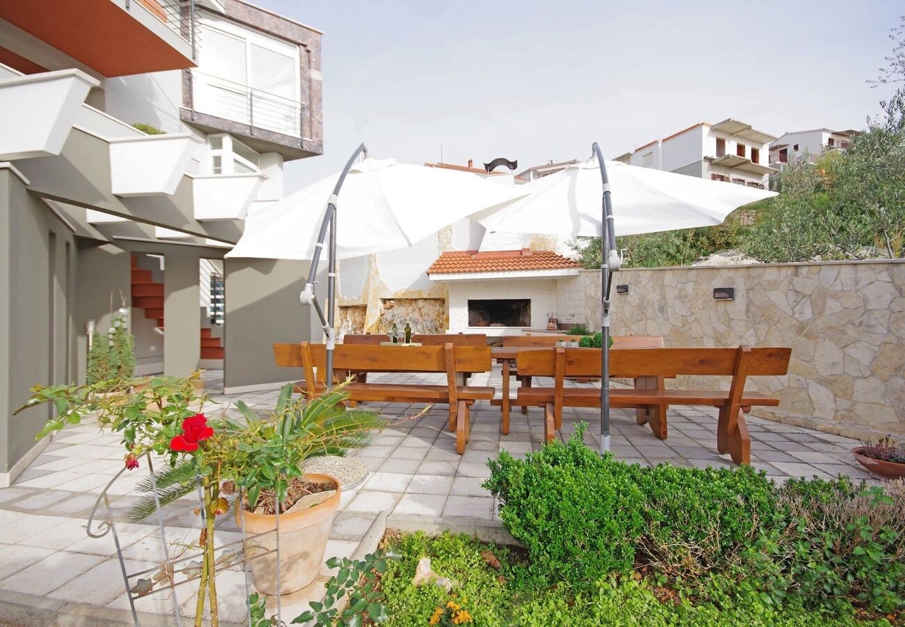 Apartments JaVi 10983-A4