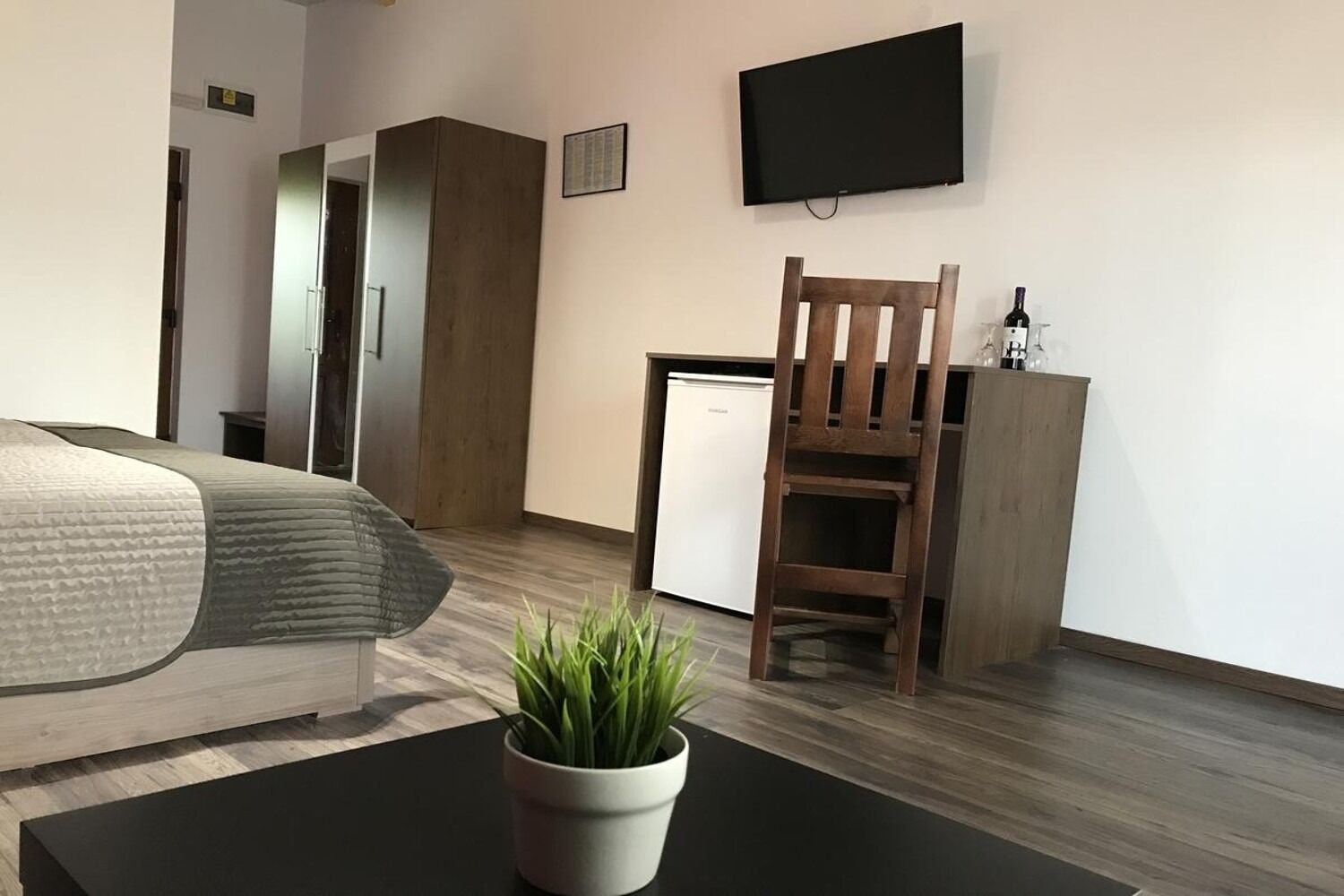 Rooms Mar 10985-S3