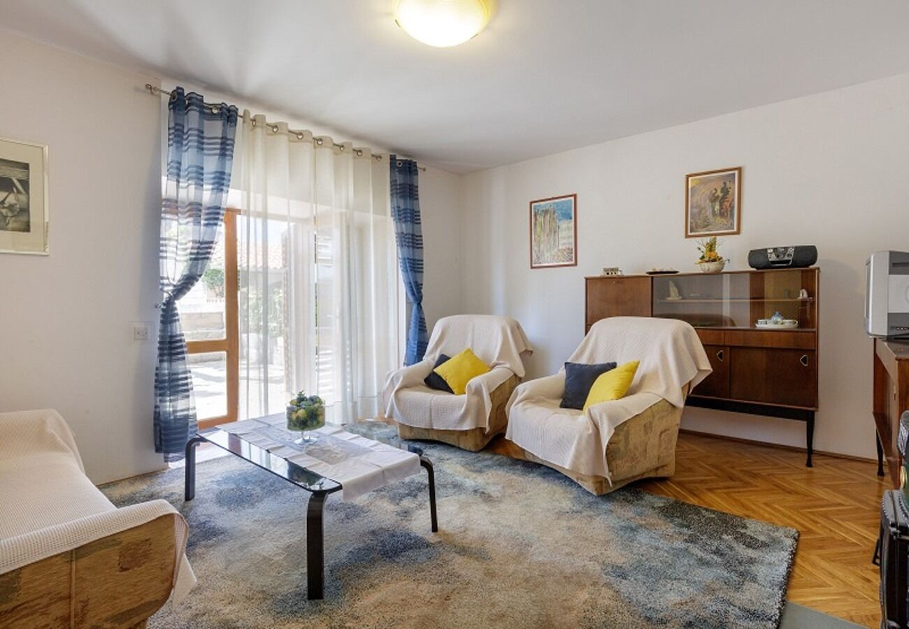 House Zeljka 109821-K1