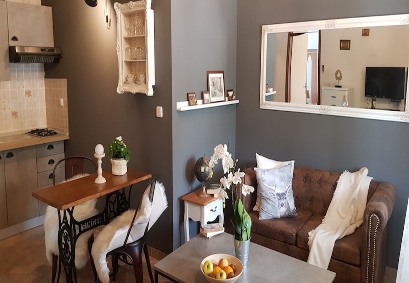 Apartments and Room Perstel 109871-A1