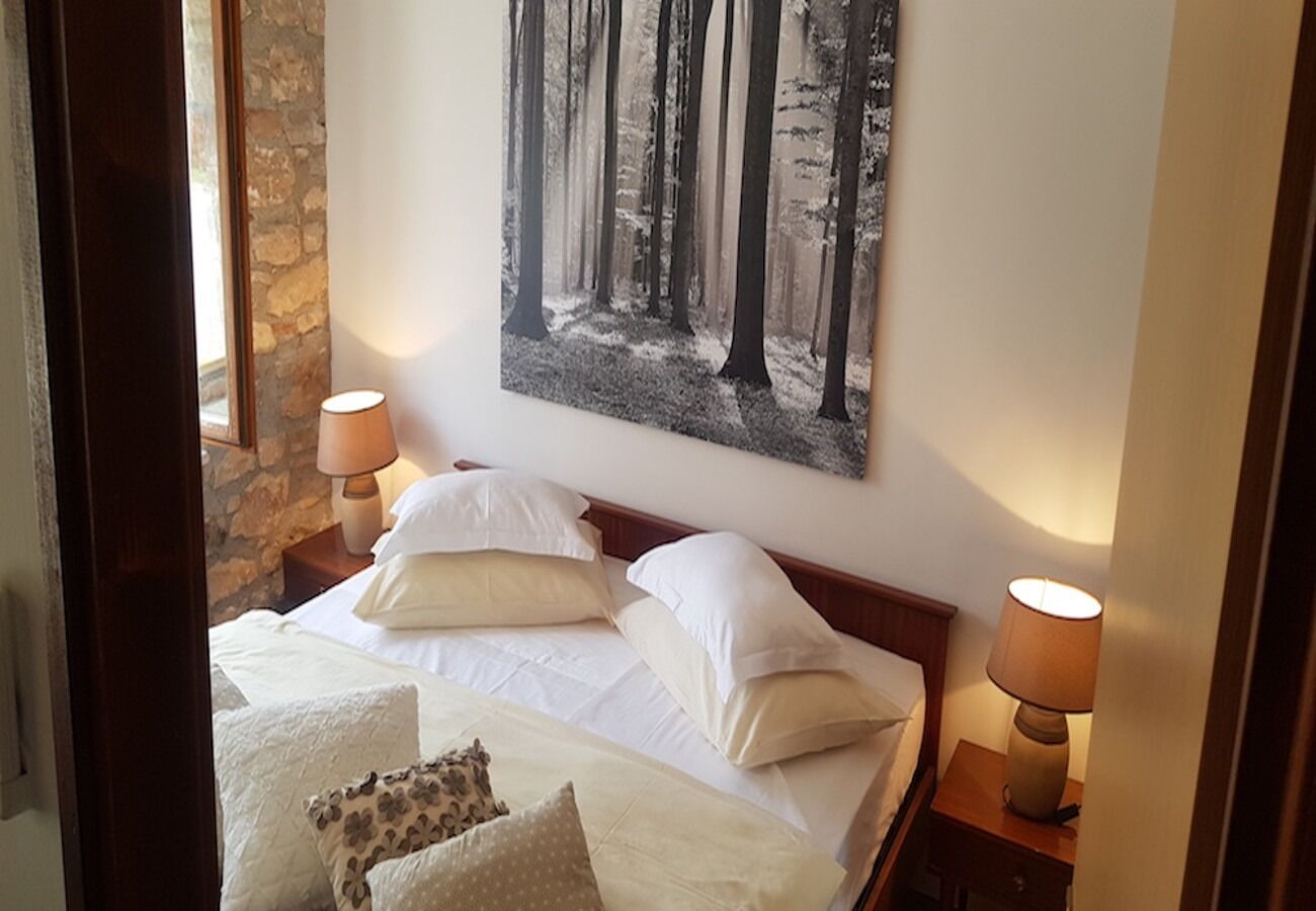 Apartments and Room Perstel 109871-A1
