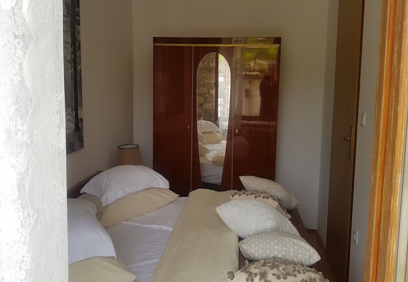 Apartments and Room Perstel 109871-A1