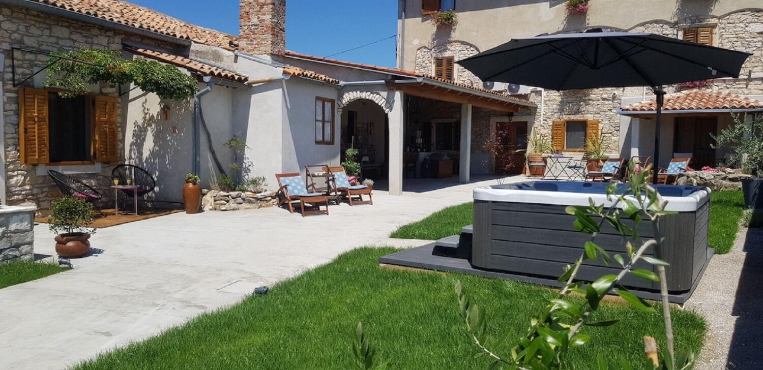 Apartments and Room Perstel 109871-A1