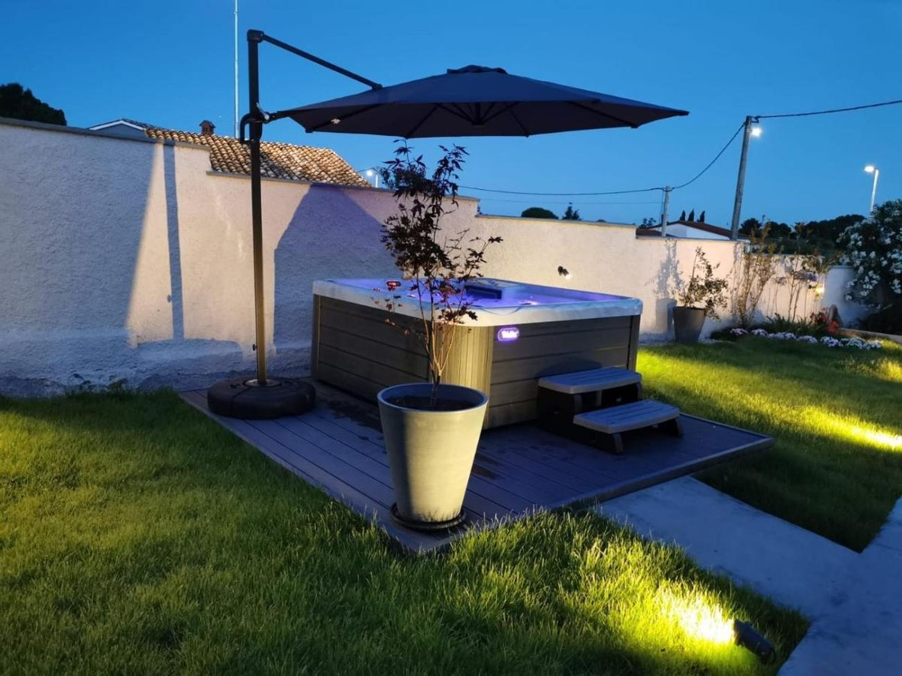 Apartments and Room Perstel 109871-A1