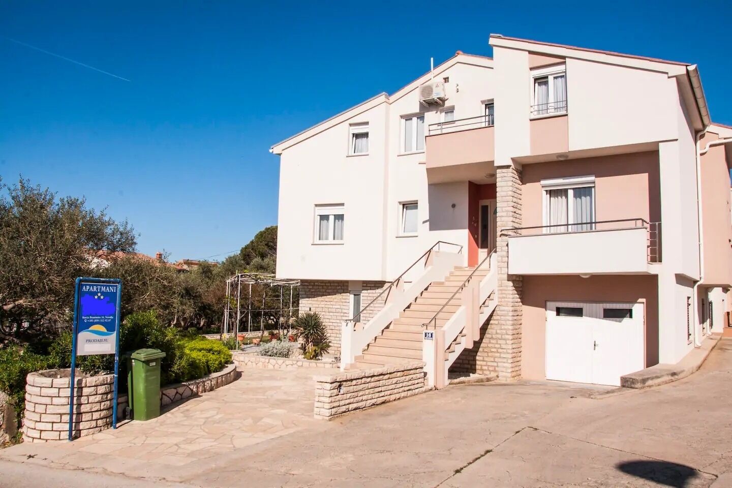Apartments ErikaS 10996-A4