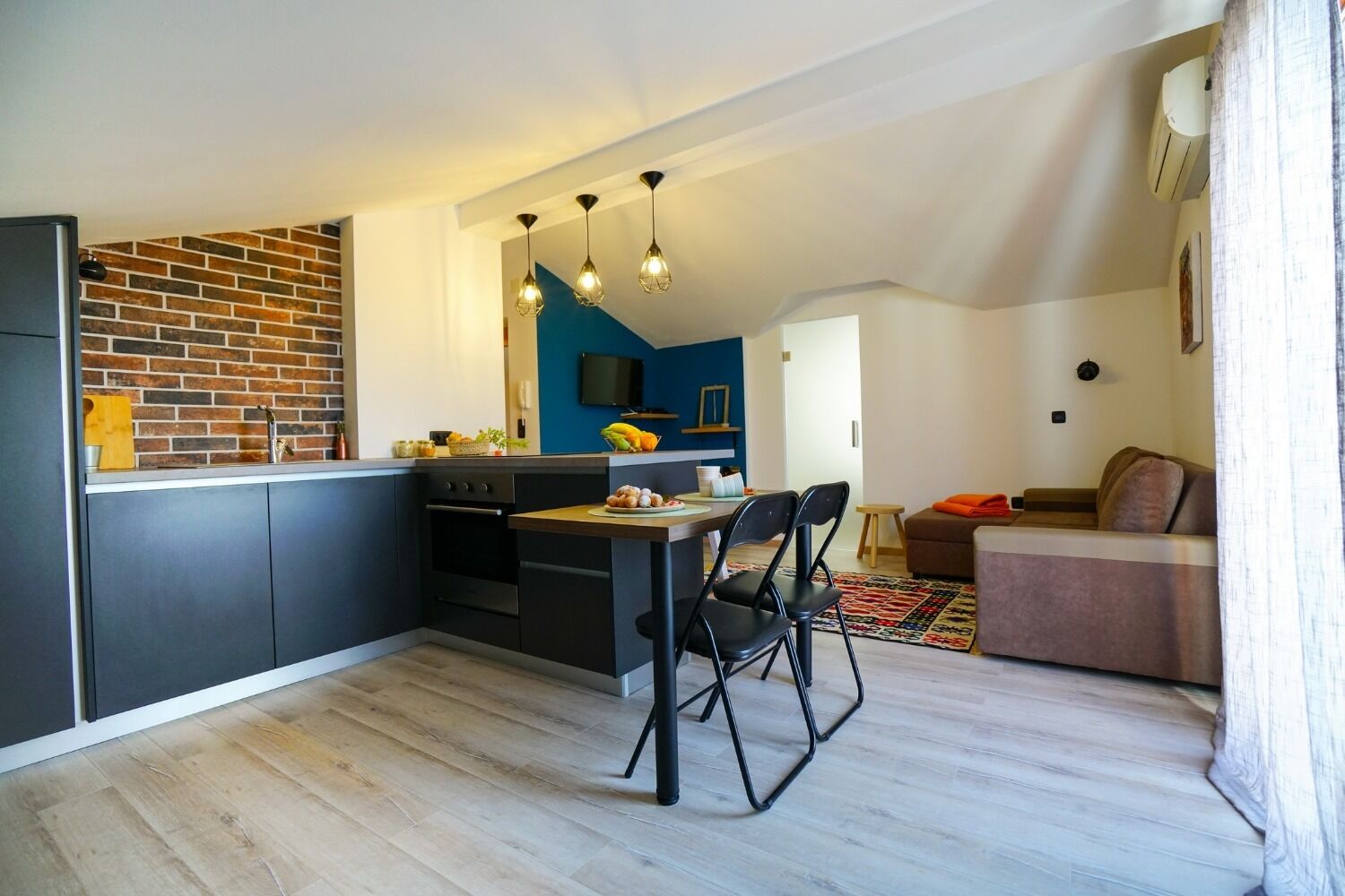 Apartments Secret Garden 10998-A2