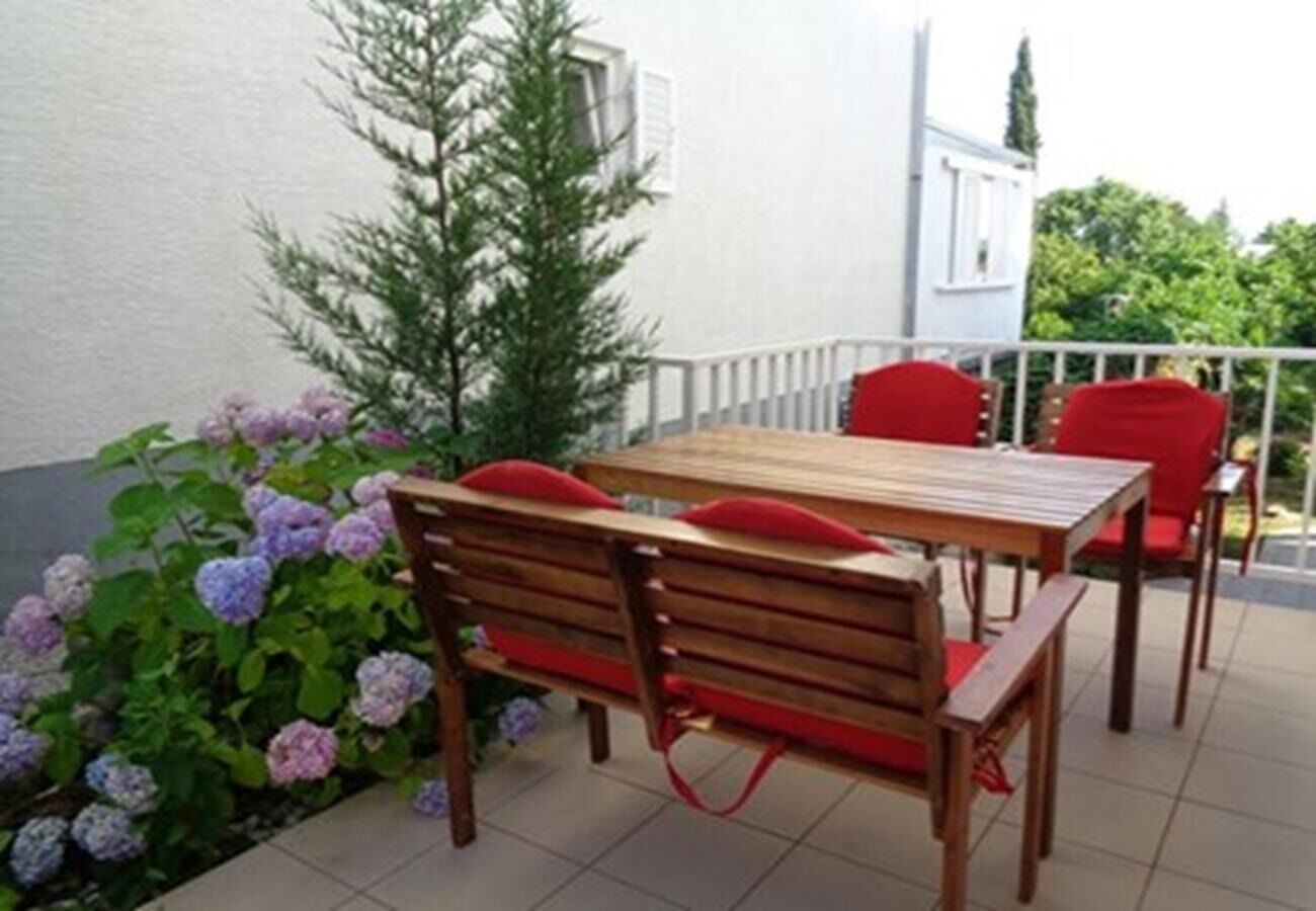 Apartments Vlado 10999-A2