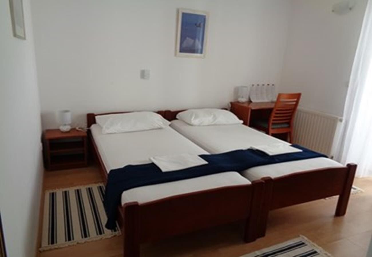 Apartments Vlado 10999-A6