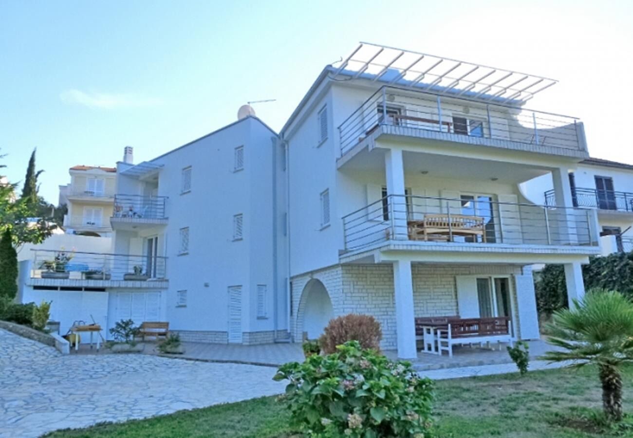 Apartments Vlado 10999-A2