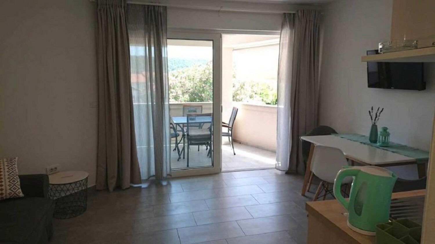 Apartments and Room Mario 109971-A1