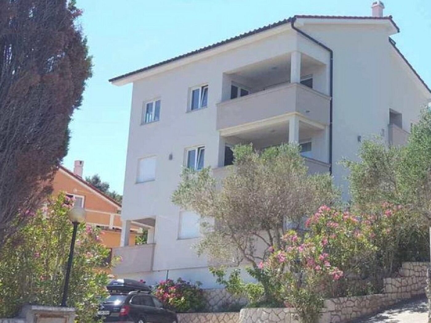 Apartments and Room Mario 109971-A1