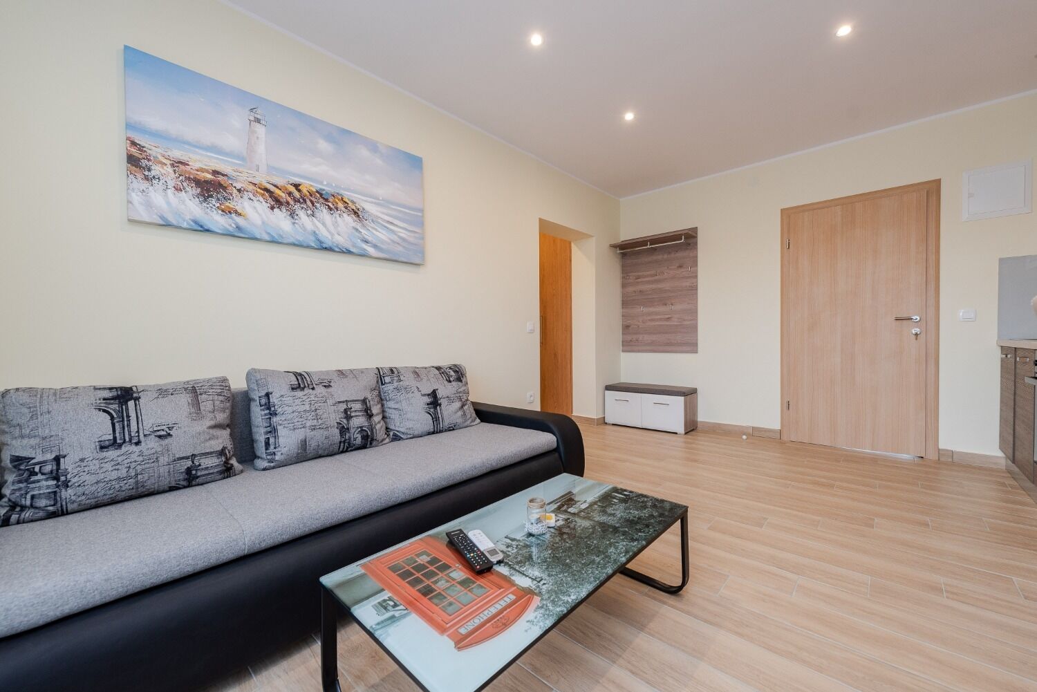 Apartments Tomo 105341-A6