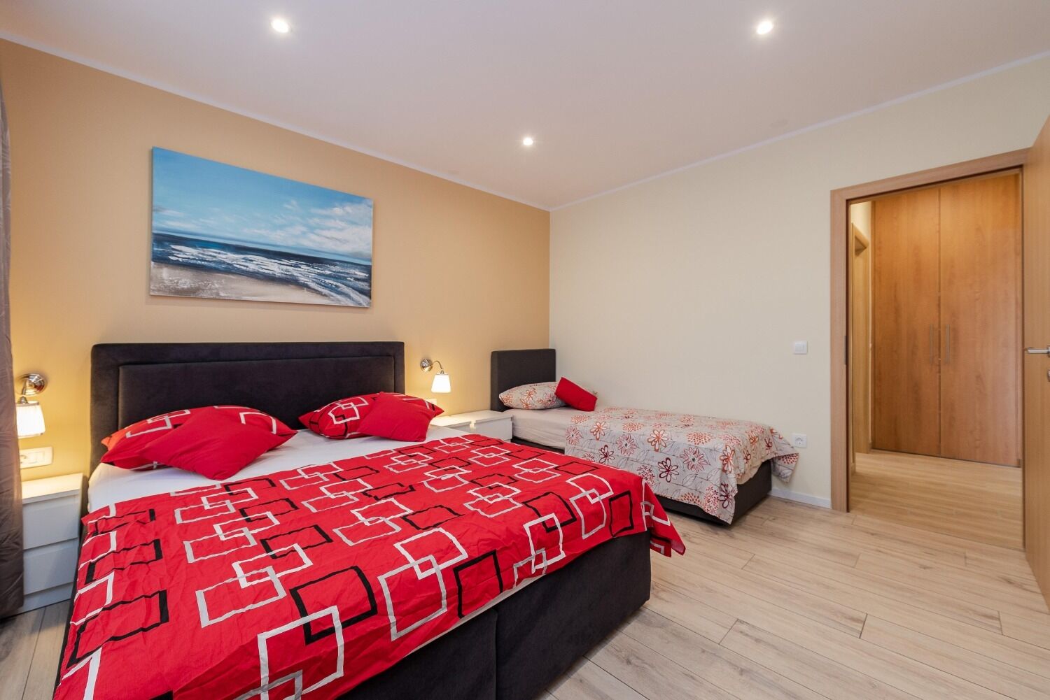Apartments Tomo 105341-A6