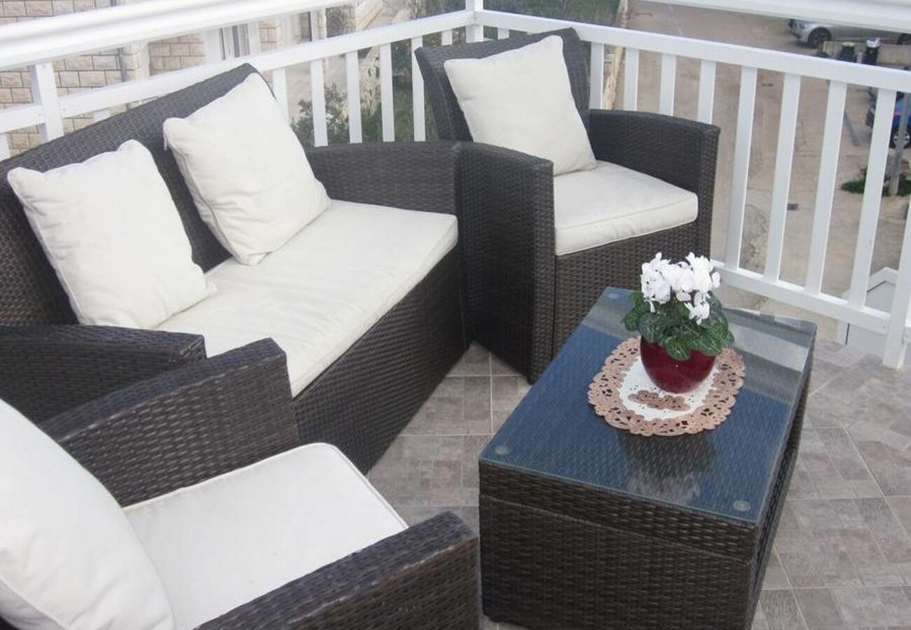 Apartments Sto 11008-A2