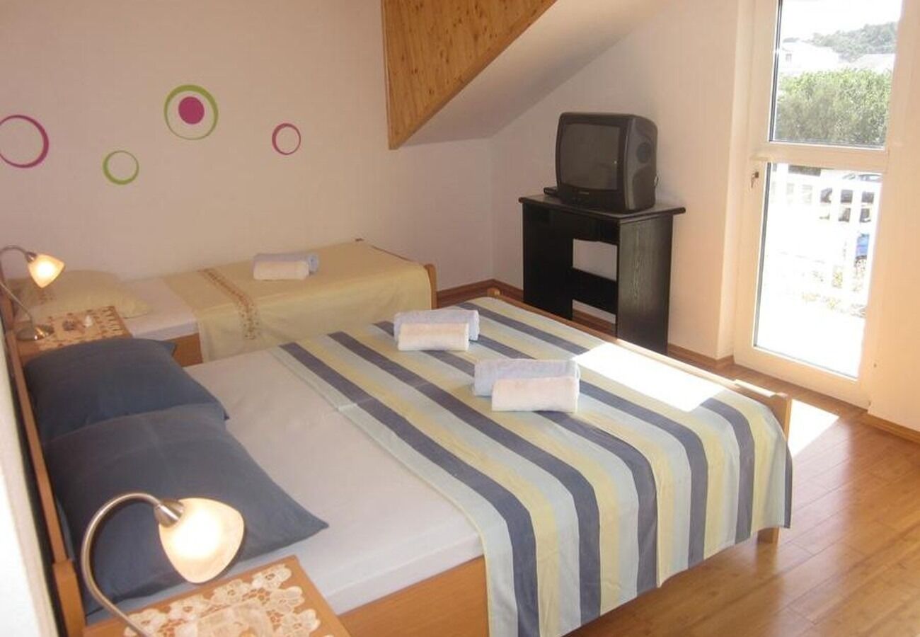 Apartments Sto 11008-A2