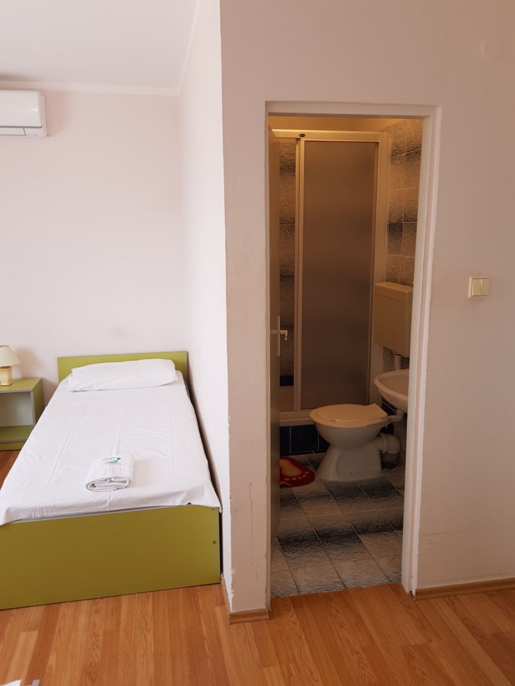 Apartments Jope 11009-A7