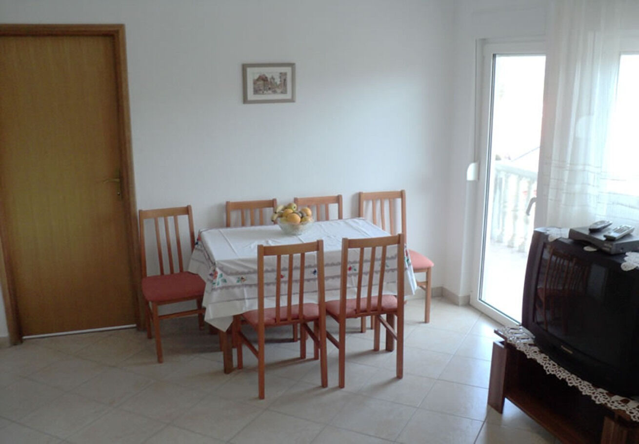 Apartments Niko 110061-A2