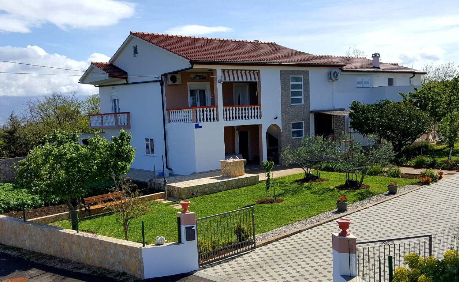 Apartment Sime Accommodation in Zadar