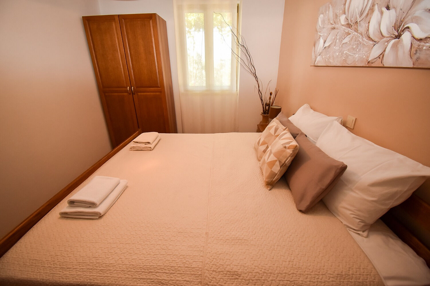 Apartments and Rooms Frane 11017-A1