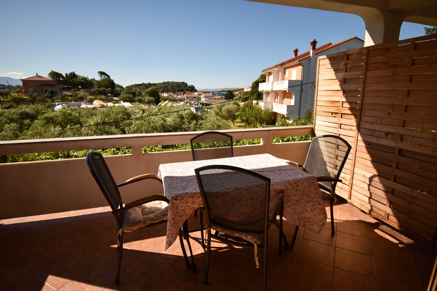 Apartments and Rooms Frane 11017-A2