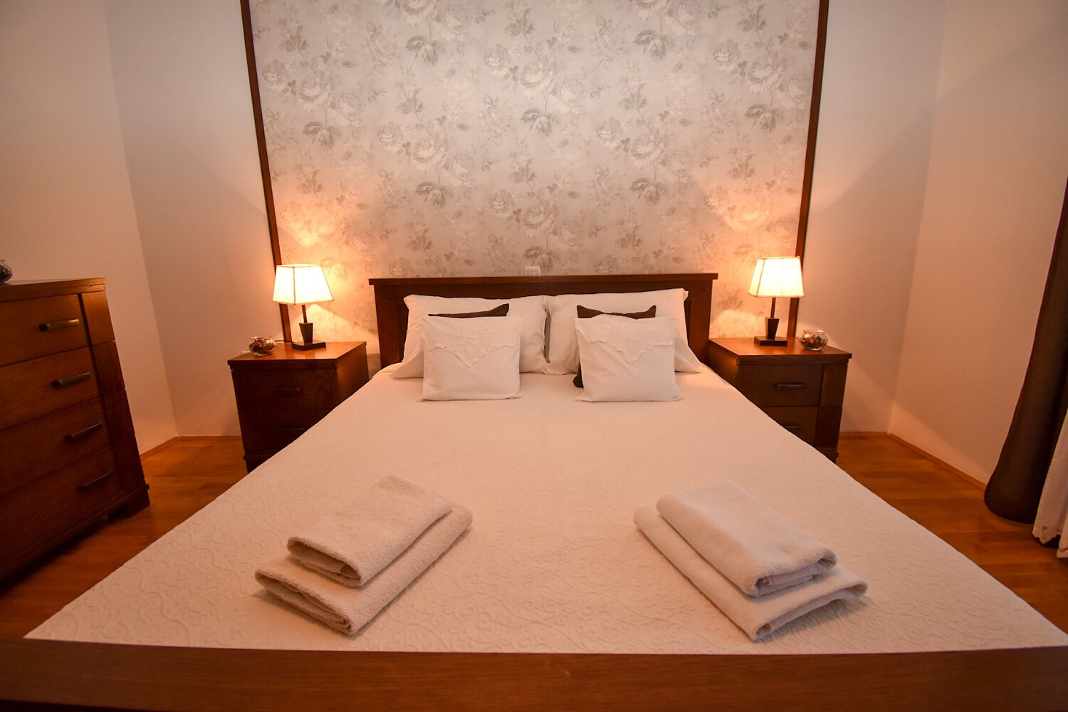 Apartments and Rooms Frane 11017-A2