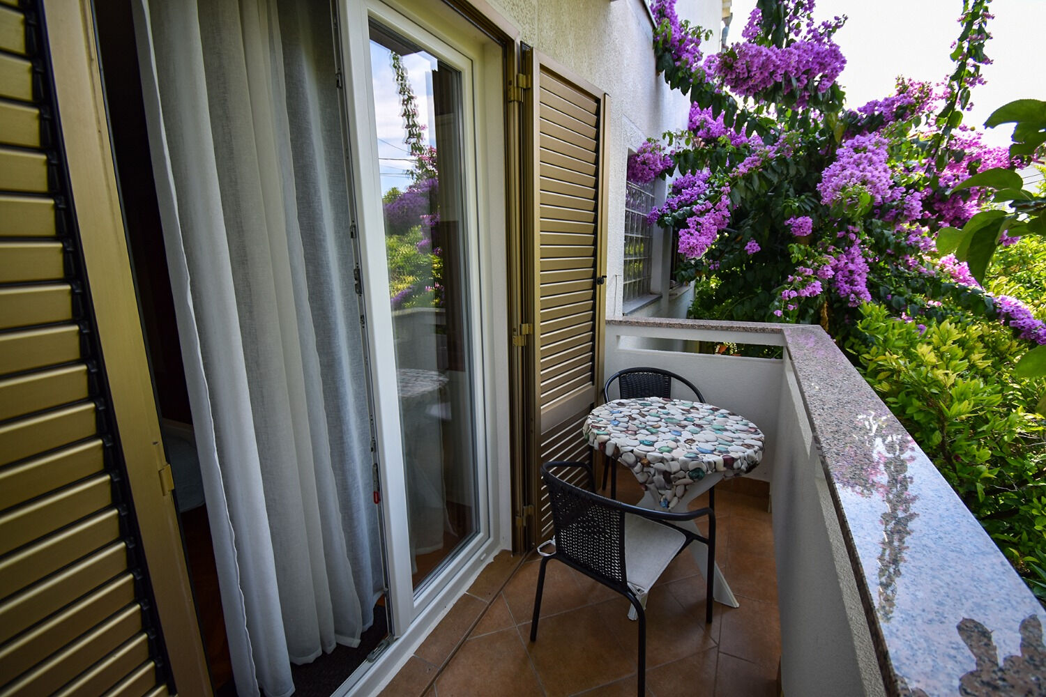 Apartments and Rooms Frane 11017-A3